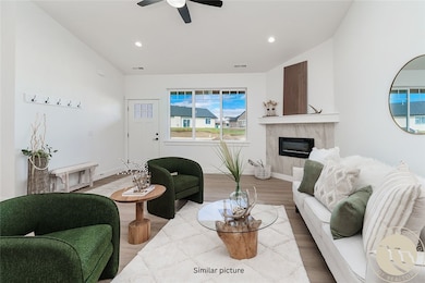 2933 Eagle Butte Tr unit 140, Billings, MT 59106 - photo 2