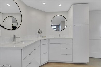 12945 Vanderbilt Dr unit 509, Naples, FL 34110 - photo 5