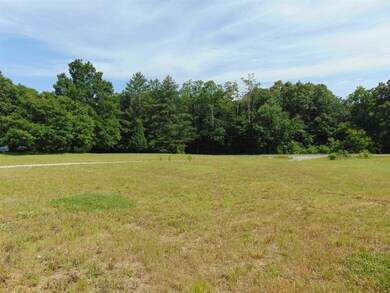 Beautiful Country Setting! 