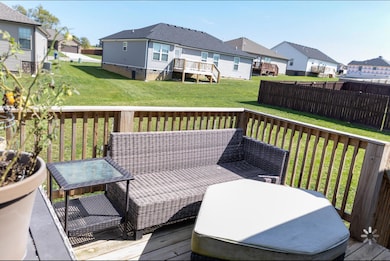 121 Stillwater Dr, Berea, KY 40403 - photo 5