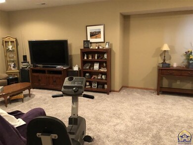 7904 SW 29th St, Topeka, KS 66614 - photo 7