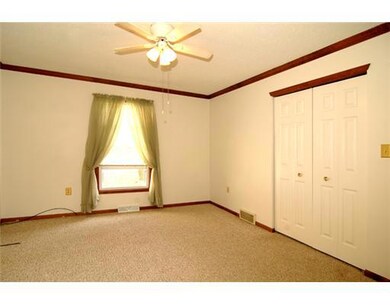 3908 Greenway Dr unit 4, Erie, PA 16506 - photo 5