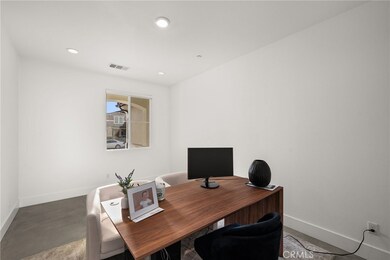 11401 W Serrano Square, Yucaipa, CA 92399 - photo 4