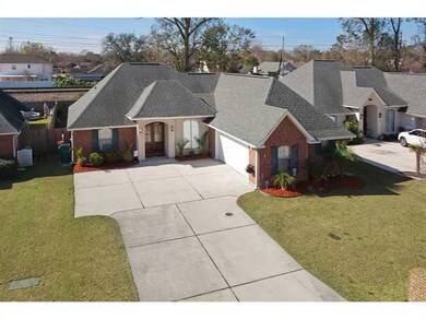 324 Madewood Dr, Destrehan, LA 70047 - photo 2