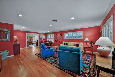 1811 Viking Dr, Houston, TX 77018 - photo 3