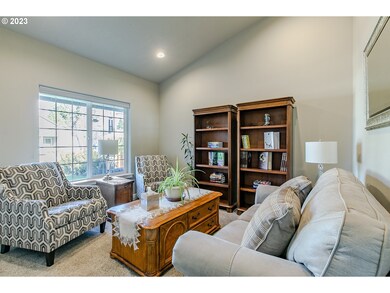 523 Leah Ln, Creswell, OR 97426 - photo 5