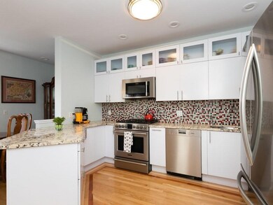 118 Trowbridge St unit 5, Cambridge, MA 02138 - photo 5