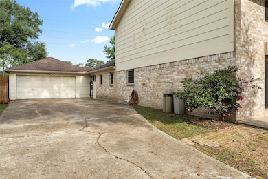 12930 Belgrave Dr, Cypress, TX 77429 - photo 3