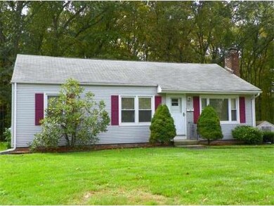 97 Robinson Rd, West Springfield, MA 01089 - photo 2