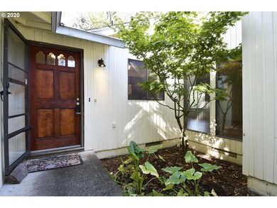 2470 Woodhill Ct, West Linn, OR 97068 - photo 3