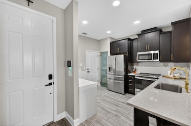 2419 Foggy Creek Cir, Clearwater, FL 33764 - photo 4