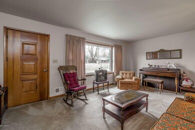 9310 Fern Bluff Ln, Louisville, KY 40229 - photo 5