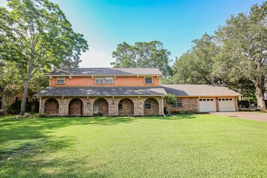 2216 Marguerite St, Bay City, TX 77414 - photo 2