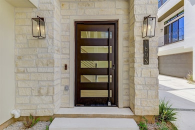 1803 Dunlavy St, Houston, TX 77006 - photo 4