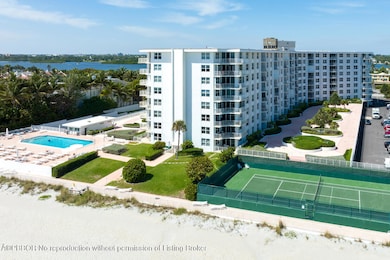 2295 S Ocean Blvd Apt 424 Palm-large-029