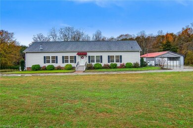 262 Mason Dr, Mocksville, NC 27028 - photo 4