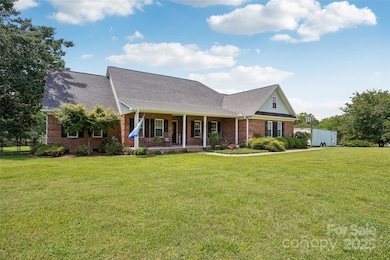 105 Gold Run Ct, Kings Mountain, NC 28086 - photo 3