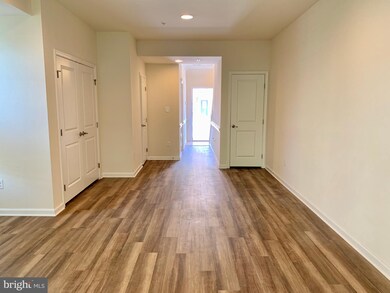 7218 Winding Hills Dr, Hanover, MD 21076 - photo 6