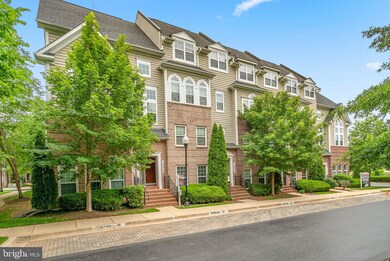 19473 Dover Cliffs Cir, Germantown, MD 20874 - photo 2