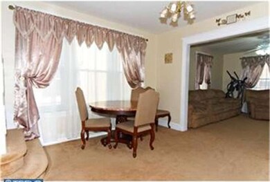 812 Delta Ave, Reading, PA 19605 - photo 4