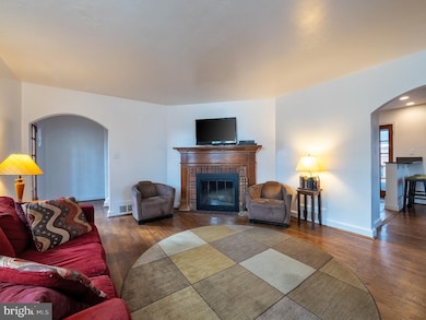 9408 Seminole St, Silver Spring, MD 20901 - photo 5