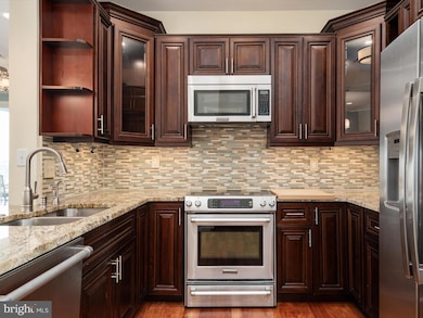 23 Pierside Dr unit 438, Baltimore, MD 21230 - photo 7