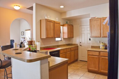 Kauss - Kitchen-2