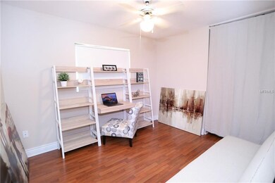 Bedroom/Office