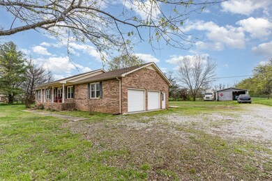 417 Whitaker Rd, Shelbyville, TN 37160 - photo 4