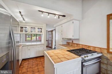 238 Varsity Ave, Princeton, NJ 08540 - photo 4