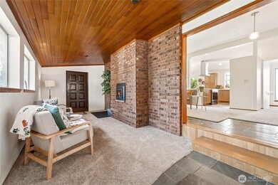 605 Louviers Ave, Dupont, WA 98327 - photo 5