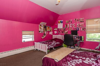 019_Bedroom