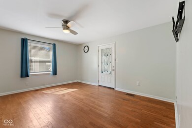 633 Fletcher Ln, Beech Grove, IN 46107 - photo 7