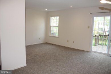 125 Blackfriars Cir unit 92, Doylestown, PA 18901 - photo 6