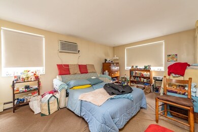 28 Wendell St, Cambridge, MA 02138 - photo 2