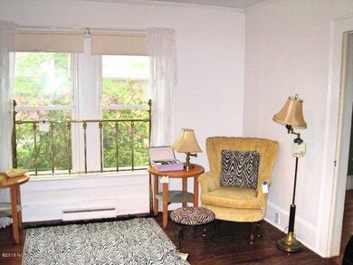 006_Bedroom2