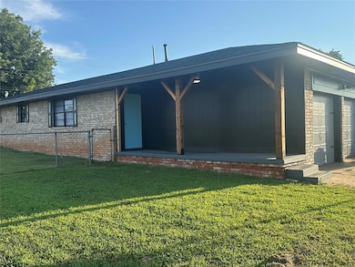 1501 W Watts St, El Reno, OK 73036 - photo 2