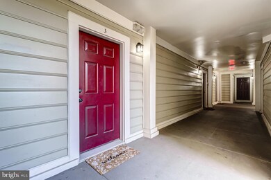 Quaker Hill Community unit 3, Alexandria, VA 22314 - photo 3