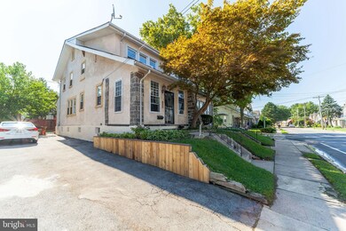 131 S Eagle Rd, Havertown, PA 19083 - photo 2