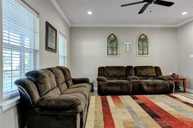 305 S Magnolia St, Pottsboro, TX 75076 - photo 5