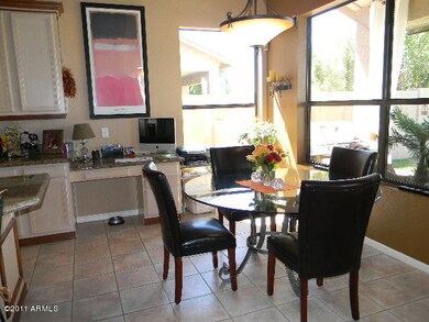 Eat in Kitchen area