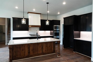 121 Revere Dr, Weatherford, TX 76088 - photo 5