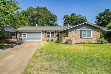 Large lot in front and back