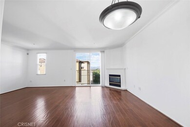 5220 Premiere Hills Cir unit 220, Woodland Hills, CA 91364 - photo 3