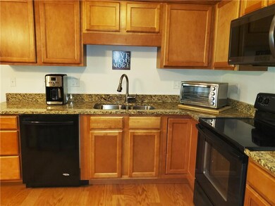 17 Gray Coach W unit U1707, Cranston, RI 02921 - photo 3