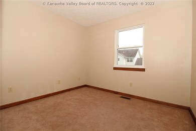603 Parkstone Dr, Fraziers Bottom, WV 25082 - photo 7