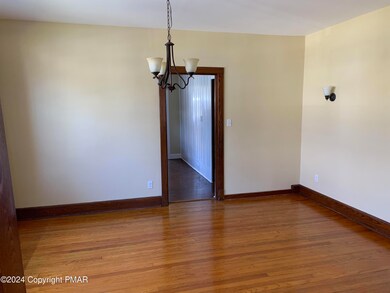 628 King St, Stroudsburg, PA 18360 - photo 5