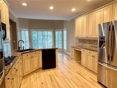 398 Woodhaven Trail NE, Marietta, GA 30067 - photo 6