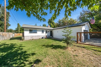 2716 S Bonnyview Rd-6