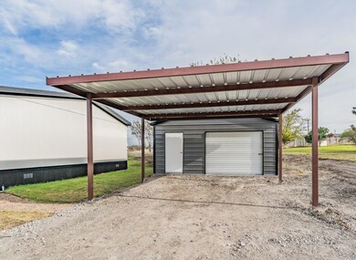 229 Private Road 4440, Rhome, TX 76078 - photo 3